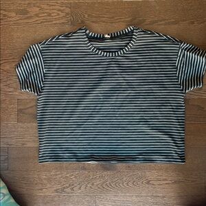 Lululemon S/M Black and White Striped T-Shirt  oversized cropped shirt PTP is 19
